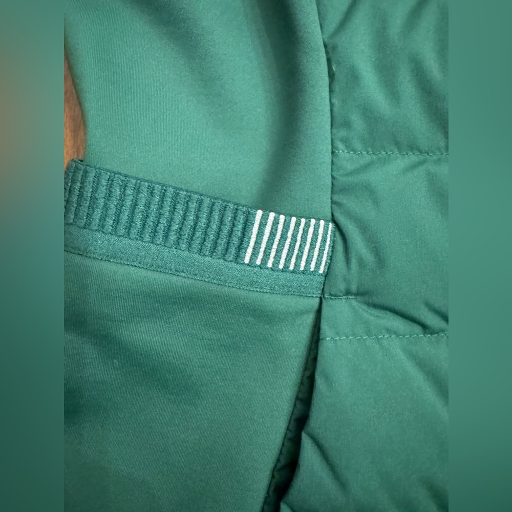 EUC! Lululemon Down For It All Vest, sz 2 - Picture 5 of 16